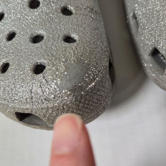 Crocs Shoes Womens 8 Silver Glitter Classic Clogs Slip Ons Sandals - Picture 3 of 12